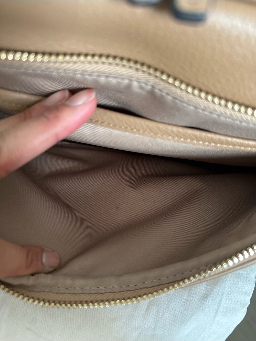 Leatherology Meadow Large Satchel Bag in Camel with additional strap included! - Picture 9 of 16